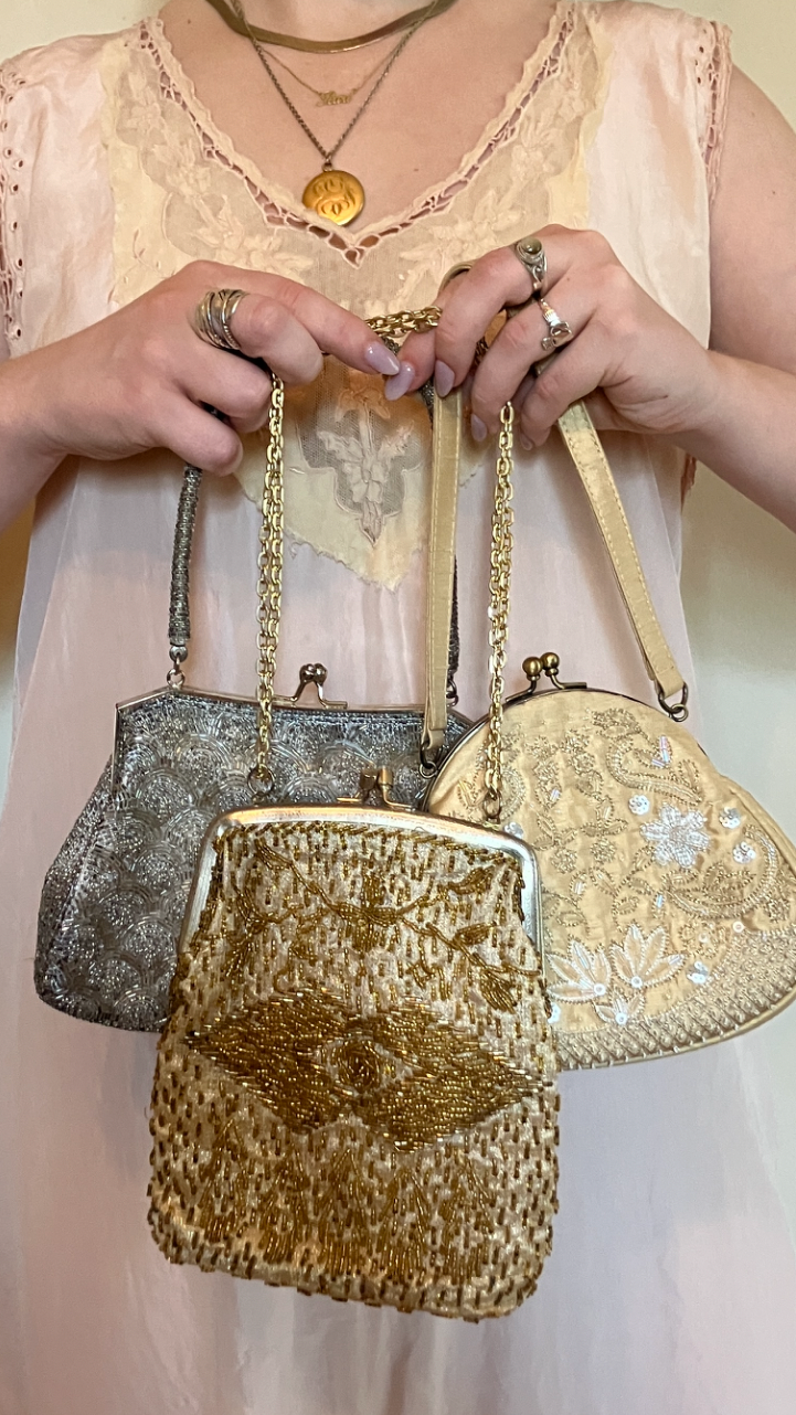 Silver Scallop 1980s Beaded Evening Bag